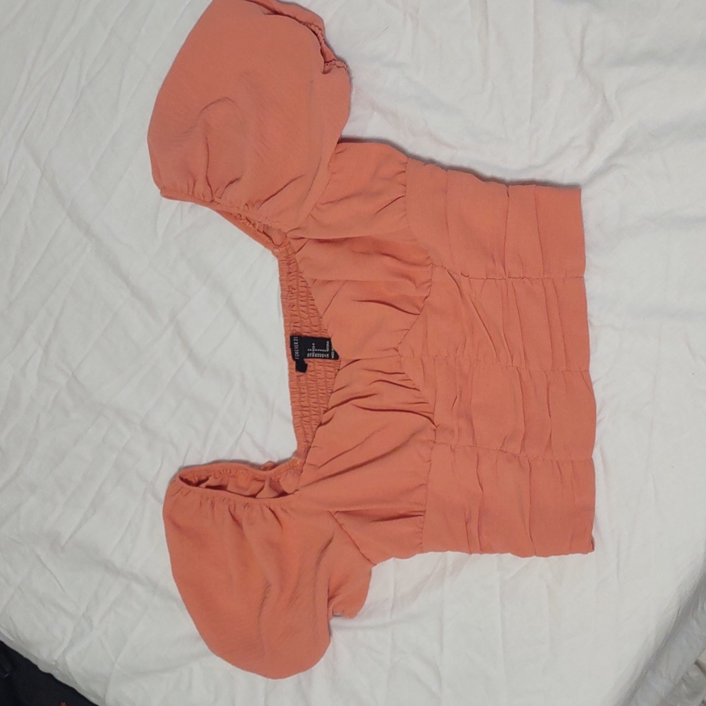 Forever 21 Cropped Blouse